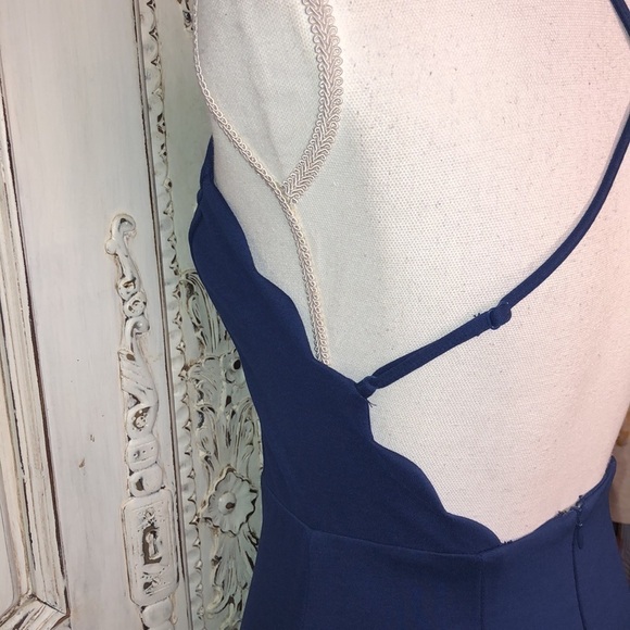 Lush Simple But Detailed Spaghetti Cross Strap Backless Double Knit Dress Size S - Picture 8 of 9